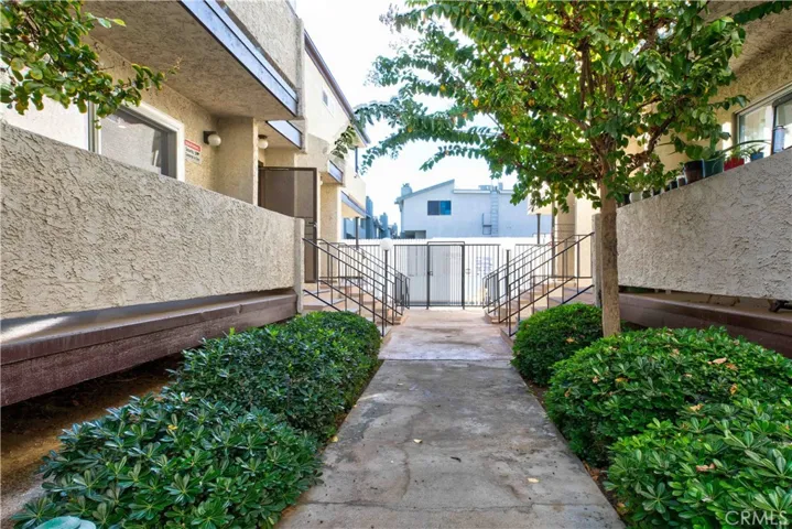 8801 Cedros Avenue 13, Panorama City, California 91402
