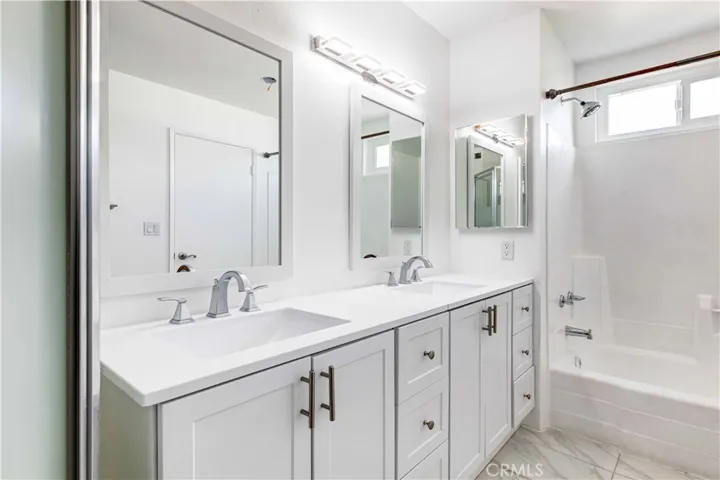 8801 Cedros Avenue 13, Panorama City, California 91402