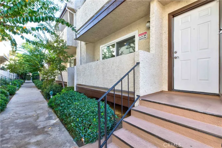 8801 Cedros Avenue 13, Panorama City, California 91402