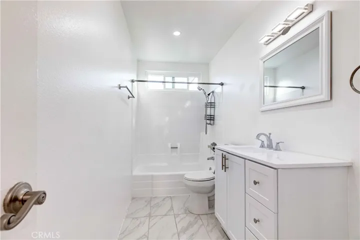 8801 Cedros Avenue 13, Panorama City, California 91402
