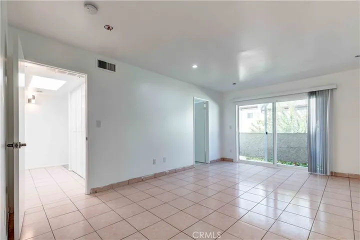 8801 Cedros Avenue 13, Panorama City, California 91402