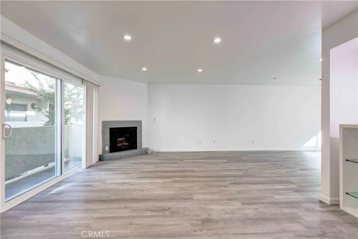 8801 Cedros Avenue 13, Panorama City, California 91402