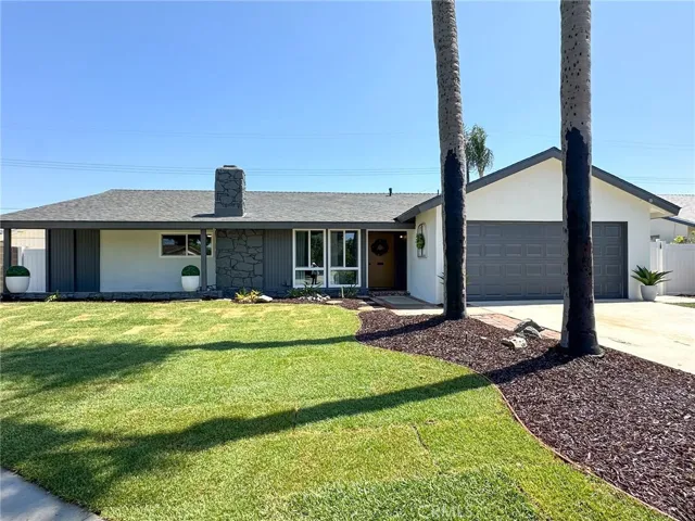230 E Brentwood Avenue, Orange, California 92865
