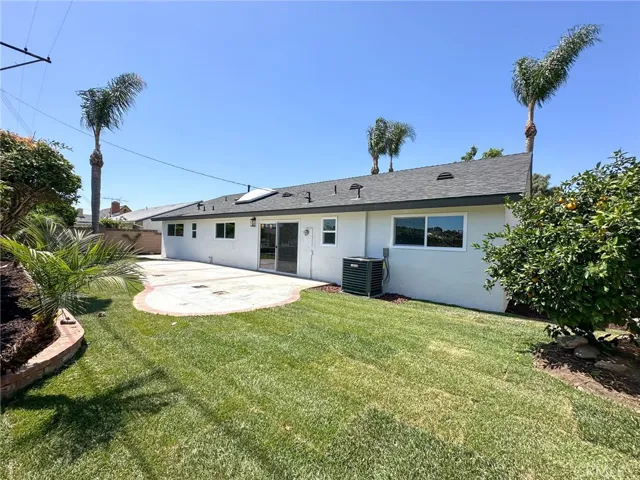 230 E Brentwood Avenue, Orange, California 92865