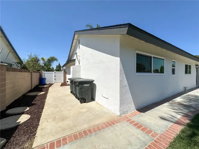 230 E Brentwood Avenue, Orange, California 92865