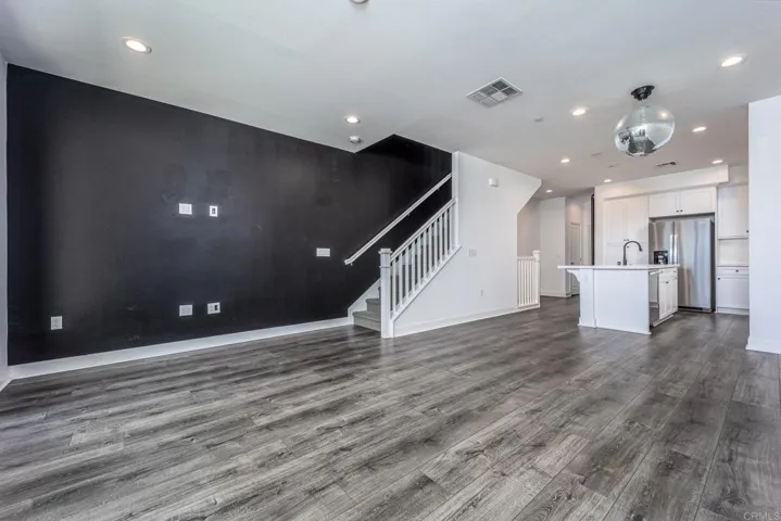 1127 Makena Way, Oceanside, California 92054