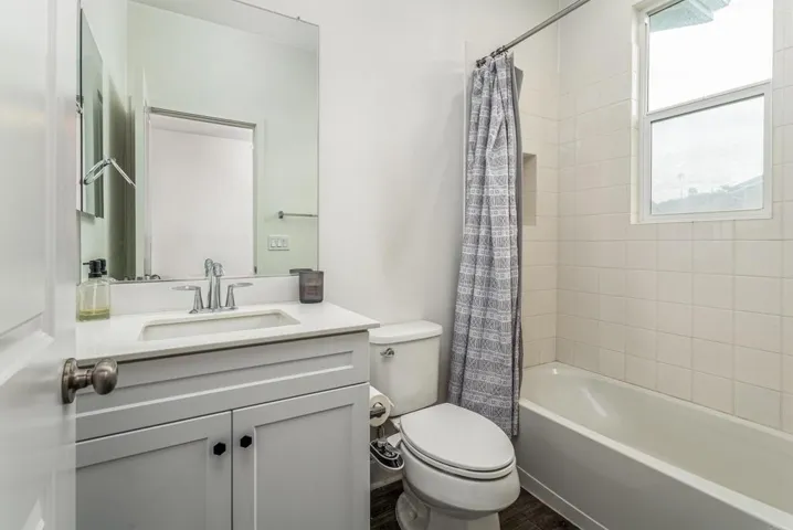 1127 Makena Way, Oceanside, California 92054