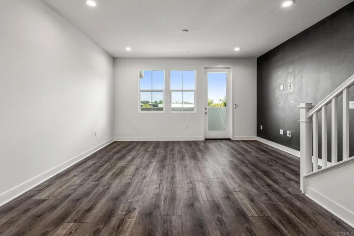 1127 Makena Way, Oceanside, California 92054