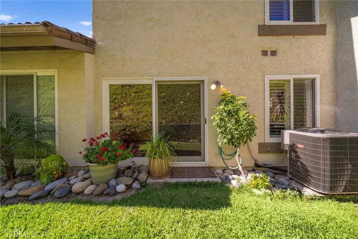 5592 E Vista Del Este, Anaheim Hills, California 92807