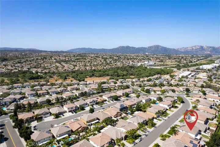 33672 Spring Brook Circle, Temecula, California 92592