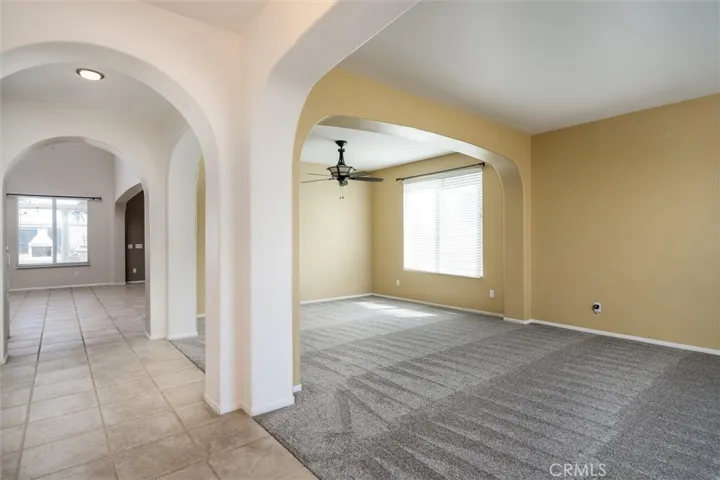 33672 Spring Brook Circle, Temecula, California 92592