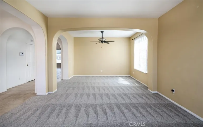 33672 Spring Brook Circle, Temecula, California 92592