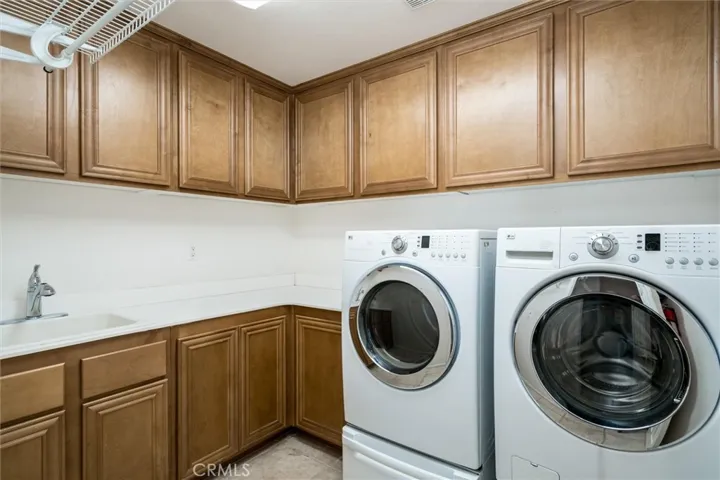 33672 Spring Brook Circle, Temecula, California 92592