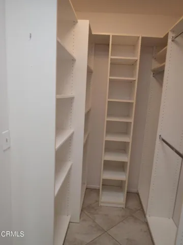 Closet 2