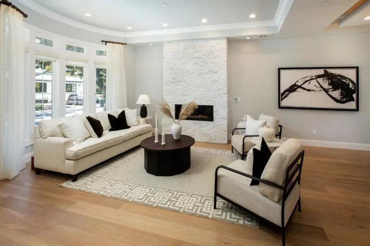 914 Colonial Lane, Palo Alto, California 94303