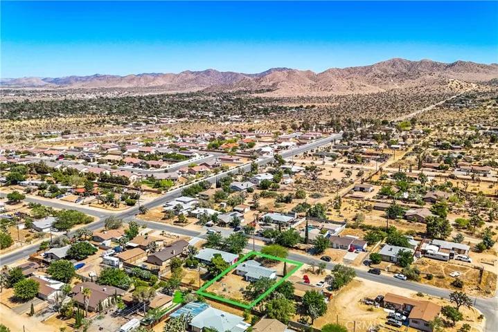56056 Navajo Trail, Yucca Valley, California 92284