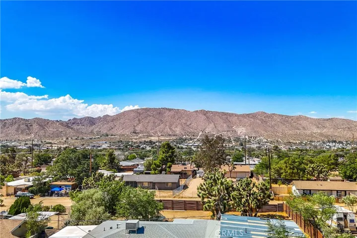 56056 Navajo Trail, Yucca Valley, California 92284
