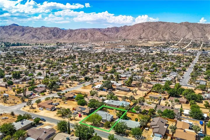 56056 Navajo Trail, Yucca Valley, California 92284