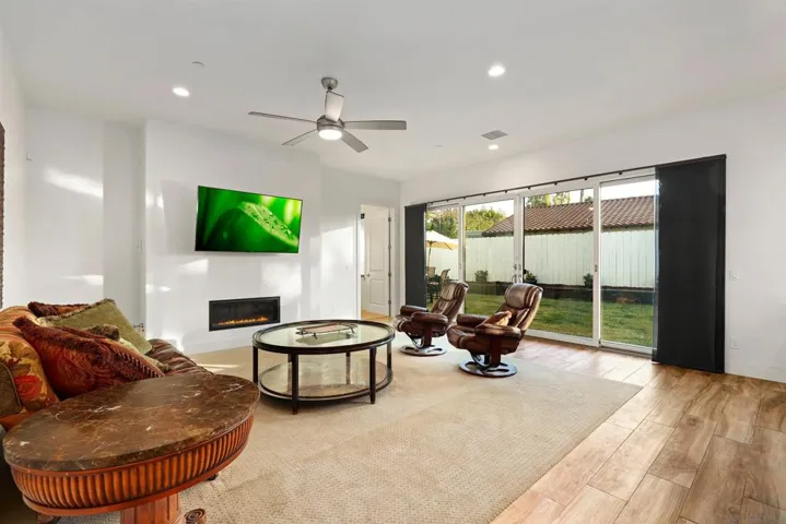 3111 Cadencia St, Carlsbad, California 92009