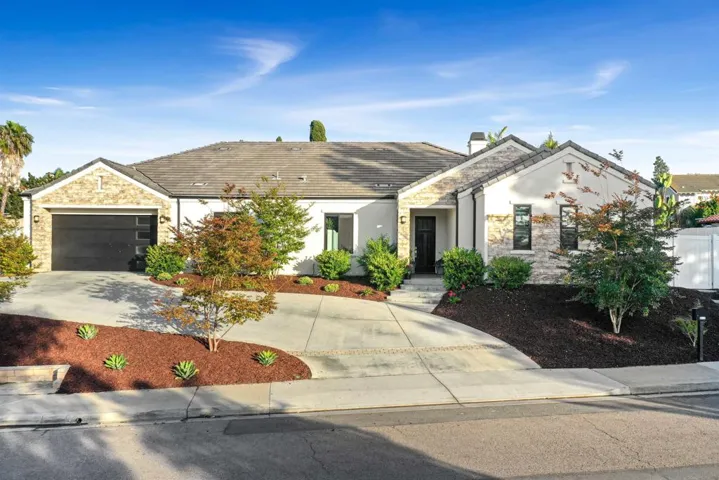 3111 Cadencia St, Carlsbad, California 92009