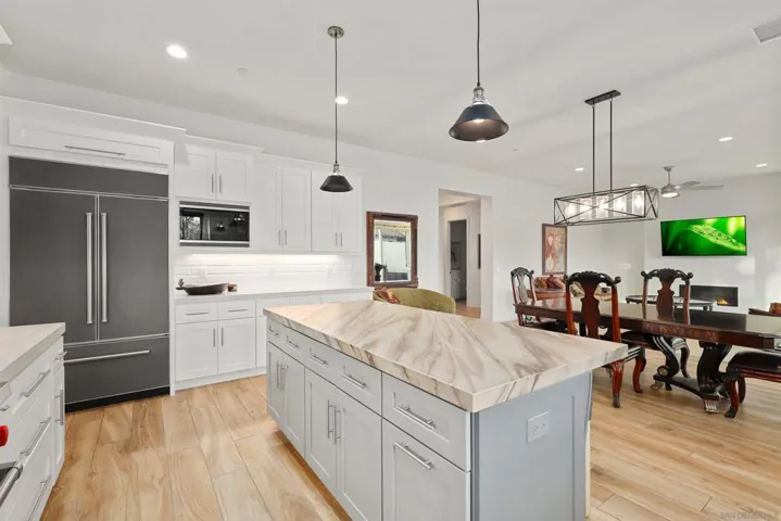 3111 Cadencia St, Carlsbad, California 92009