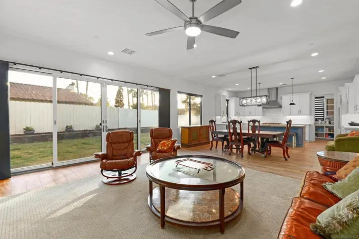 3111 Cadencia St, Carlsbad, California 92009