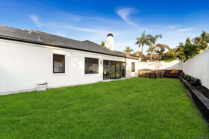3111 Cadencia St, Carlsbad, California 92009