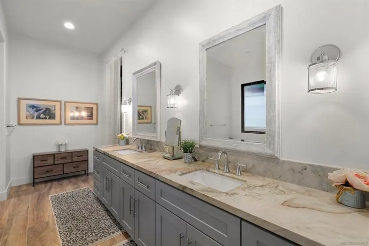 3111 Cadencia St, Carlsbad, California 92009