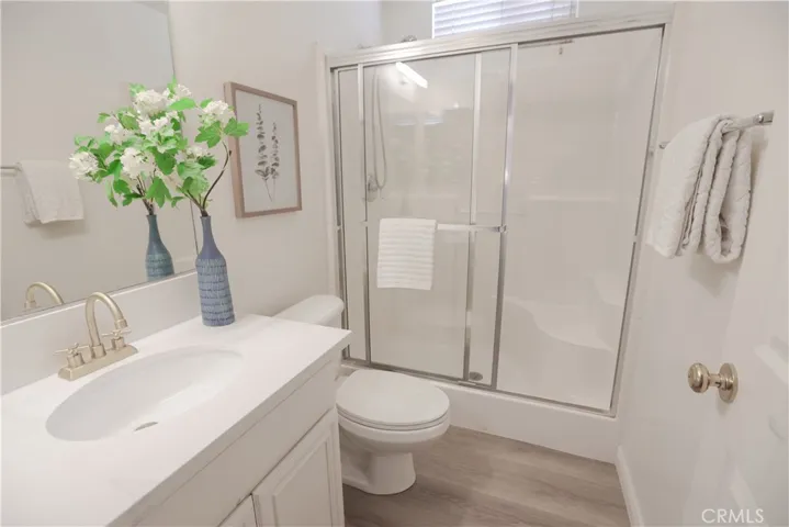 6672 Cedar Creek Road, Eastvale, California 92880