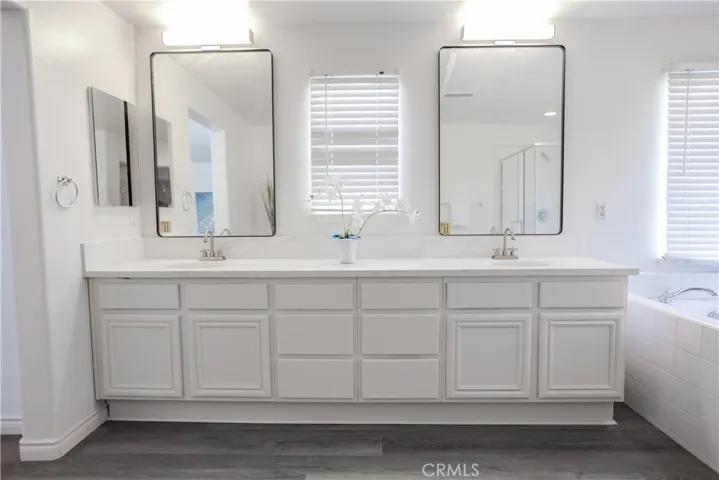 6672 Cedar Creek Road, Eastvale, California 92880