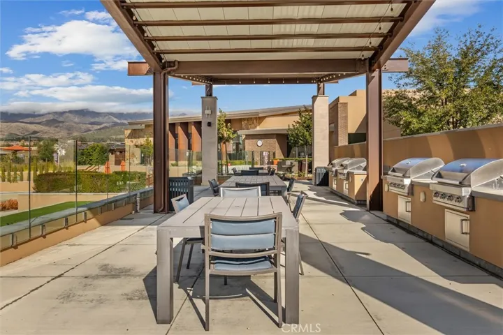 1527 Winding Sun Drive, Beaumont, California 92223