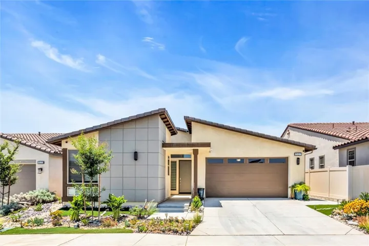 1527 Winding Sun Drive, Beaumont, California 92223