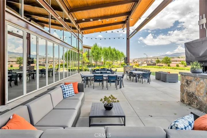 1527 Winding Sun Drive, Beaumont, California 92223
