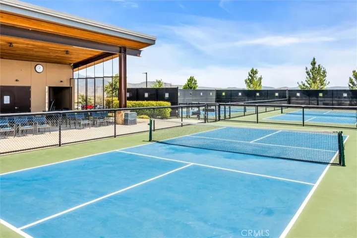 1527 Winding Sun Drive, Beaumont, California 92223