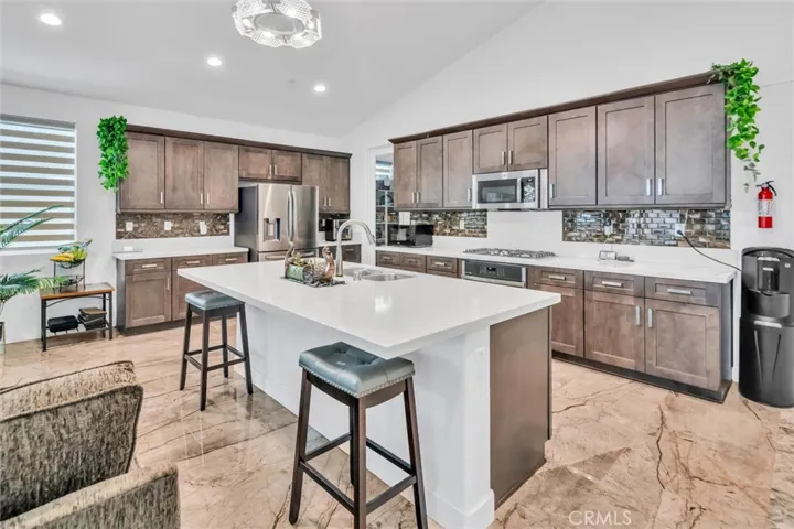 1527 Winding Sun Drive, Beaumont, California 92223