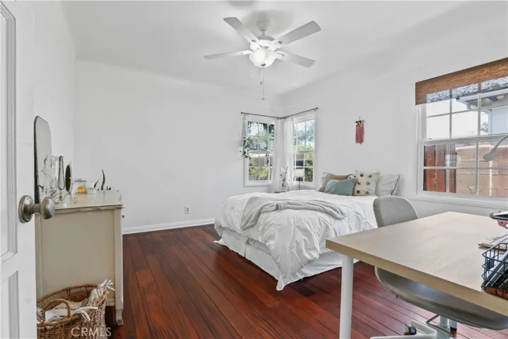 2519 Earl Avenue, Long Beach, California 90806