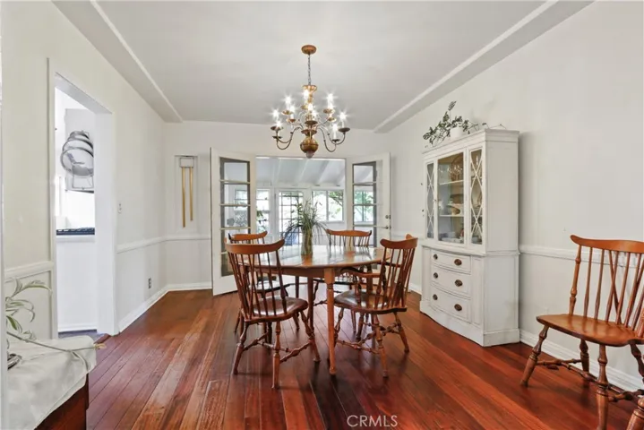 2519 Earl Avenue, Long Beach, California 90806