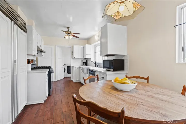 2519 Earl Avenue, Long Beach, California 90806
