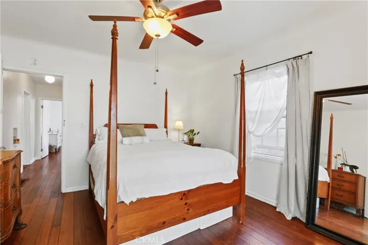 2519 Earl Avenue, Long Beach, California 90806