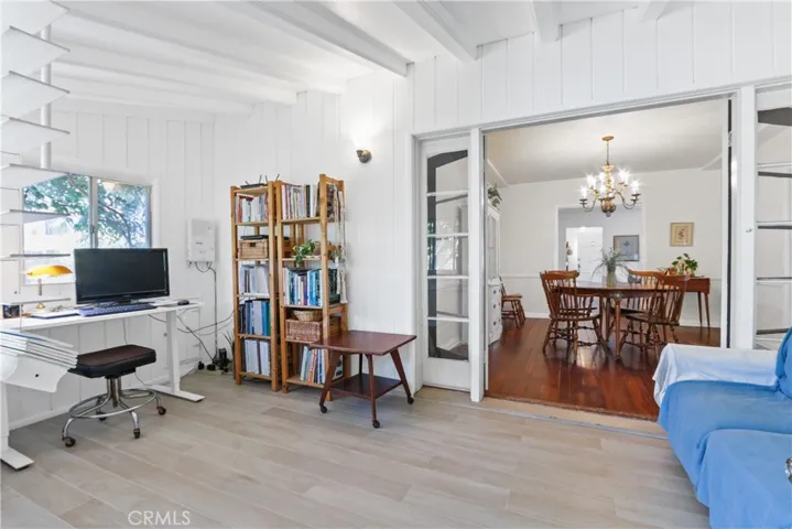 2519 Earl Avenue, Long Beach, California 90806