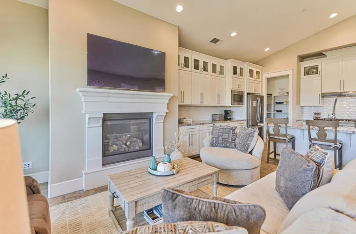1865 Ocean View Avenue, Sand City, California 93955
