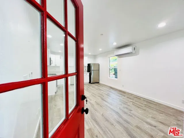 2628 N Beachwood Drive 3/4, Los Angeles, California 90068