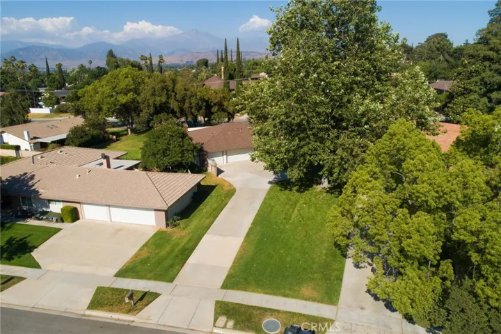 1519 Lynne Court, Redlands, California 92373