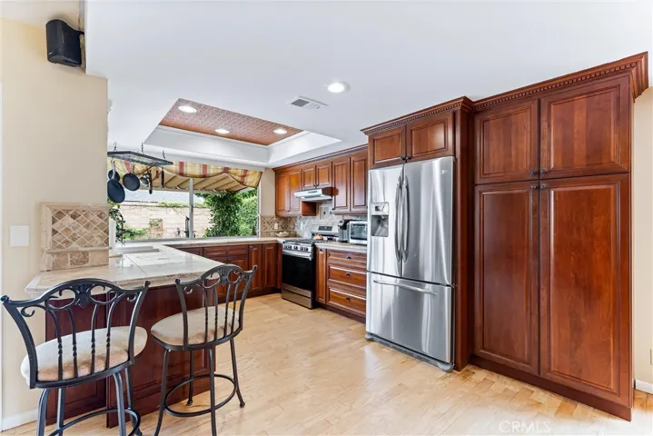 1812 Riverford Road, Tustin, California 92780