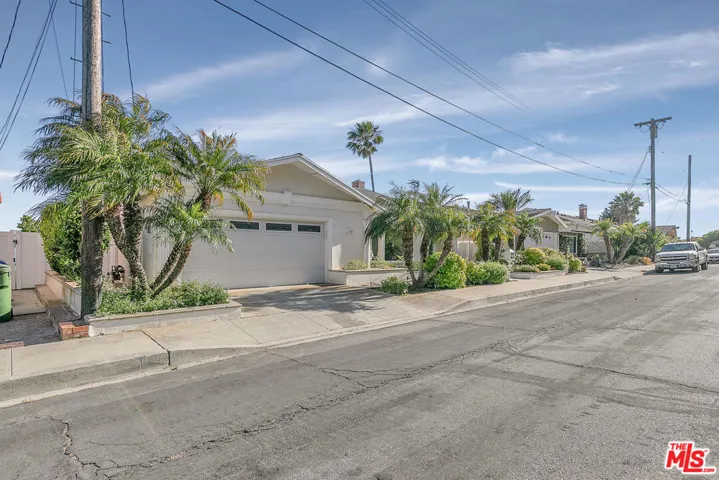 2227 Baleria Drive, San Pedro, California 90732