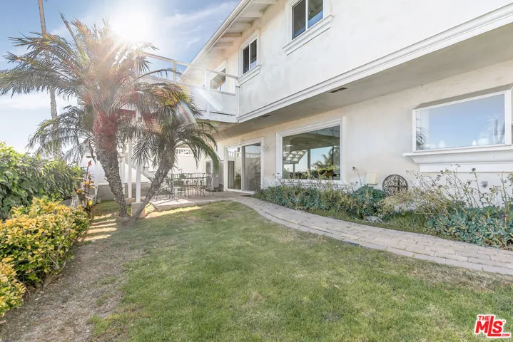 2227 Baleria Drive, San Pedro, California 90732