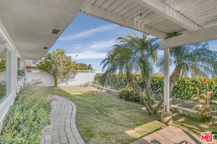 2227 Baleria Drive, San Pedro, California 90732