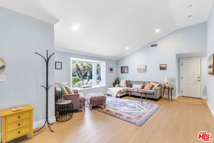 2227 Baleria Drive, San Pedro, California 90732