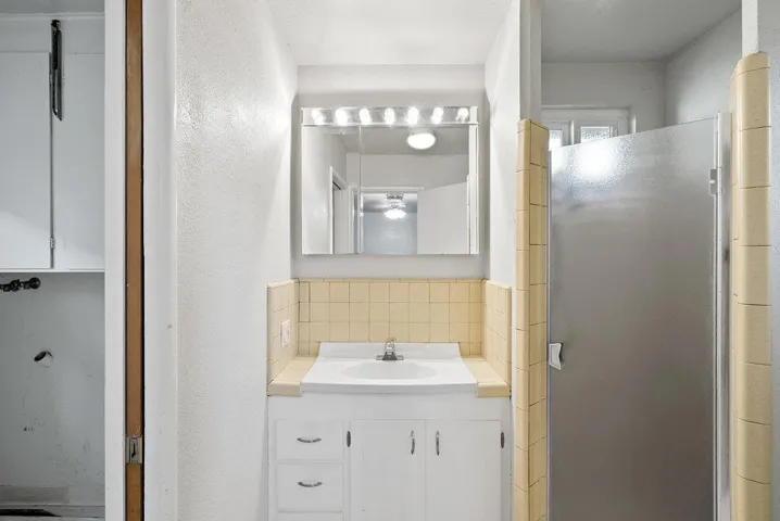 32 Hardy Avenue, Campbell, California 95008