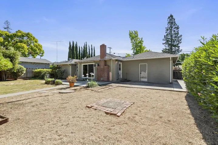 32 Hardy Avenue, Campbell, California 95008